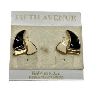 Fifth Avenue Earrings Triangular Black White Enamel Gold Tone Stud Earring NOS